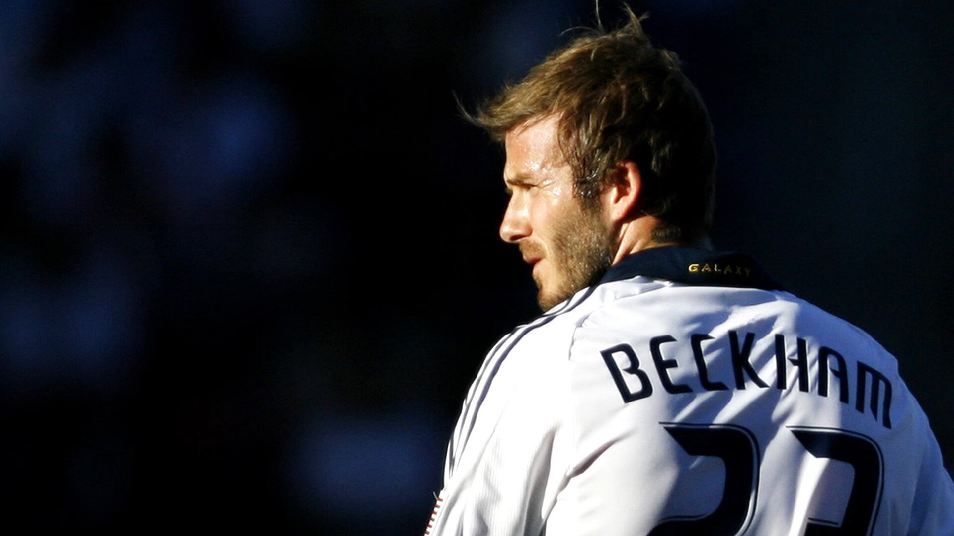 前热刺球员阿尔德韦雷尔德:文体两开花,多面人生精彩绽放,阿黛尔热刺球迷